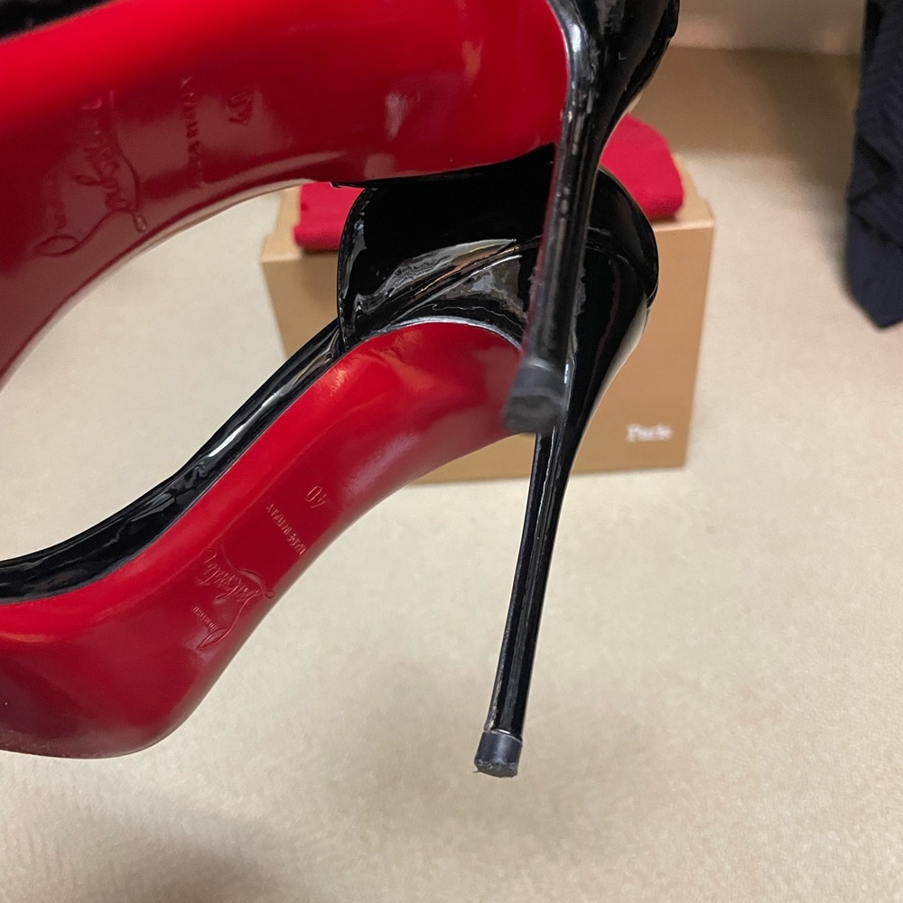 Christian Louboutin black patent leather Helmour Asymmetric D’orsay heels - Picture 10 of 13